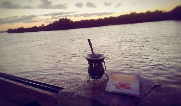La eternidad en un instante: poesía y erotismo